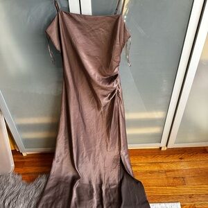Elegant Brown Sleeveless Dress